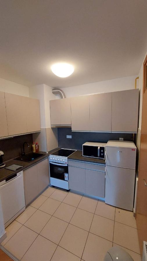 Med Man Apartmani Славонски-Брод Экстерьер фото