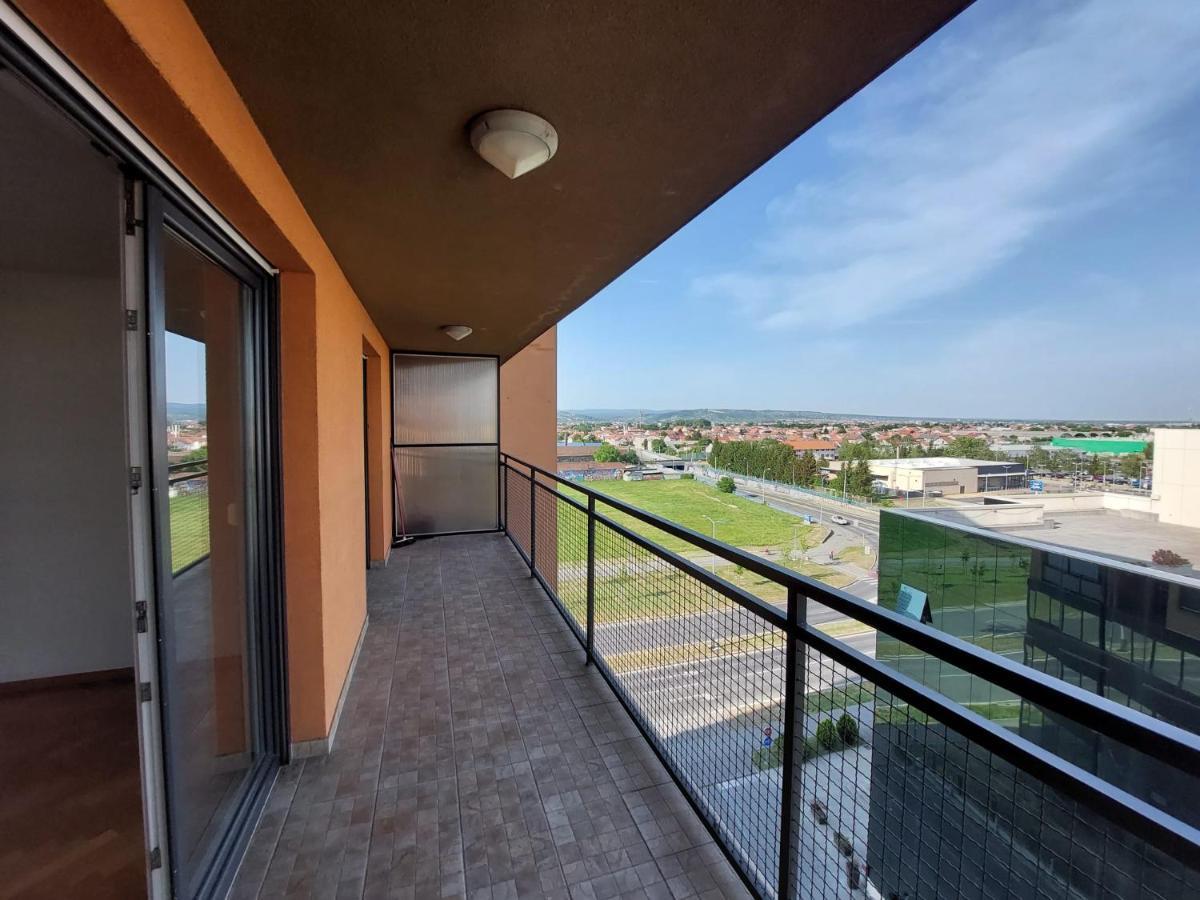 Med Man Apartmani Славонски-Брод Экстерьер фото